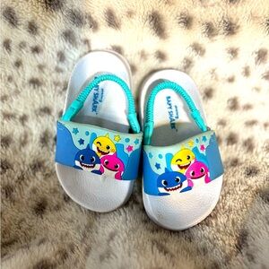BABY SHARK SHOES